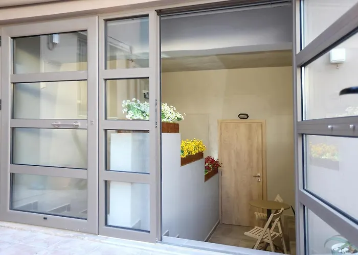 Mirma Halepa Superior